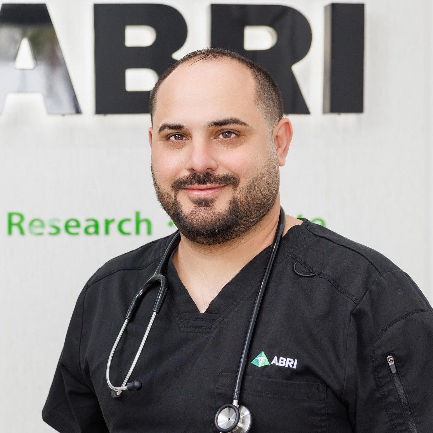 Dr. Yunier Contreras